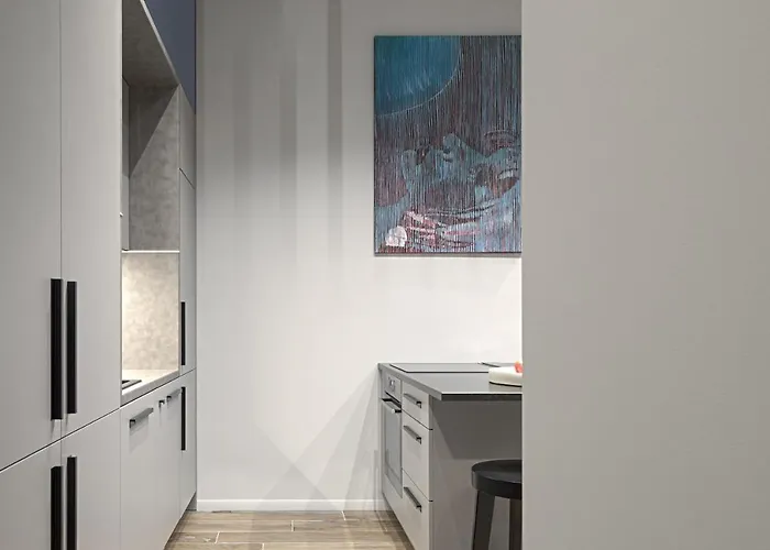 Апартаменты Ivis House Modern In Old Town With Balcony