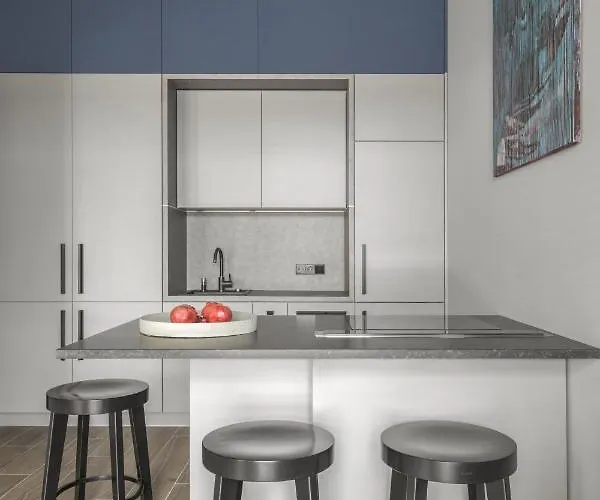 Апартаменты Ivis House Modern In Old Town With Balcony Вильнюс