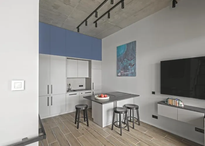 Апартаменты Ivis House Modern In Old Town With Balcony Вильнюс