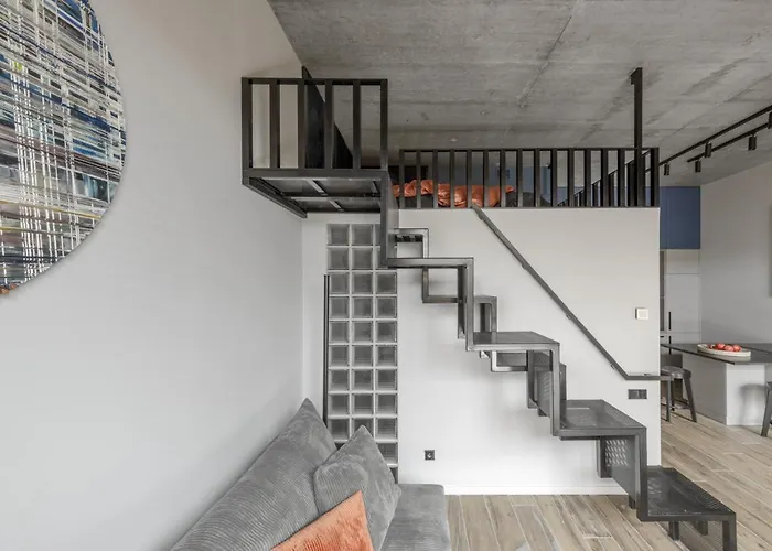 Butas Ivis House Modern In Old Town With Balcony