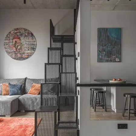 Ivis House Modern In Old Town With Balcony Lägenhet *