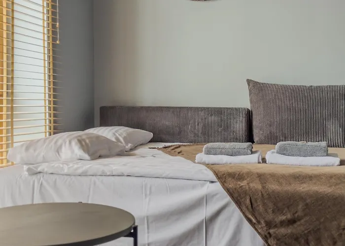 Ivis House Modern In Old Town With Balcony