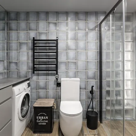 Ivis House Modern In Old Town With Balcony